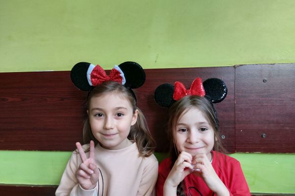 olga-i-tania3EA5AB08-AA46-3774-2BED-FB345F0B8886.jpg