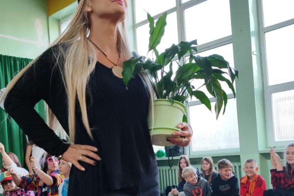 Pokaz mody uczniów i nauczycieli