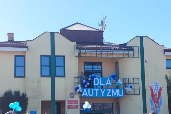 Błękitny Marsz – Wsparcie dla Osób z Autyzmem 